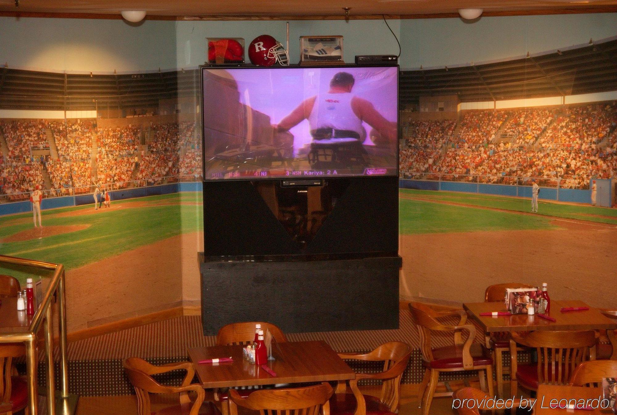 Magnuson Grand & Conference Center Somerset-Bridgewater Restaurant photo